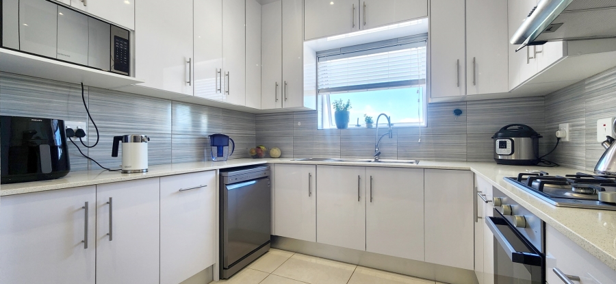 To Let 3 Bedroom Property for Rent in Agulhas Western Cape